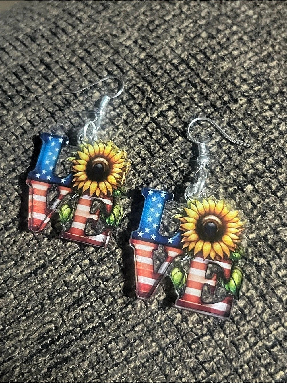 Patriotic Sunflower Earrings in Red & Blue E231